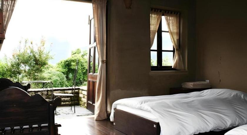 Hananoie - A Permaculture Resort Pokhara Exterior foto